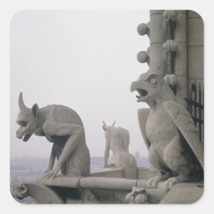 Gargoyles auf der Balustrade der Grande Quadratischer Aufkleber