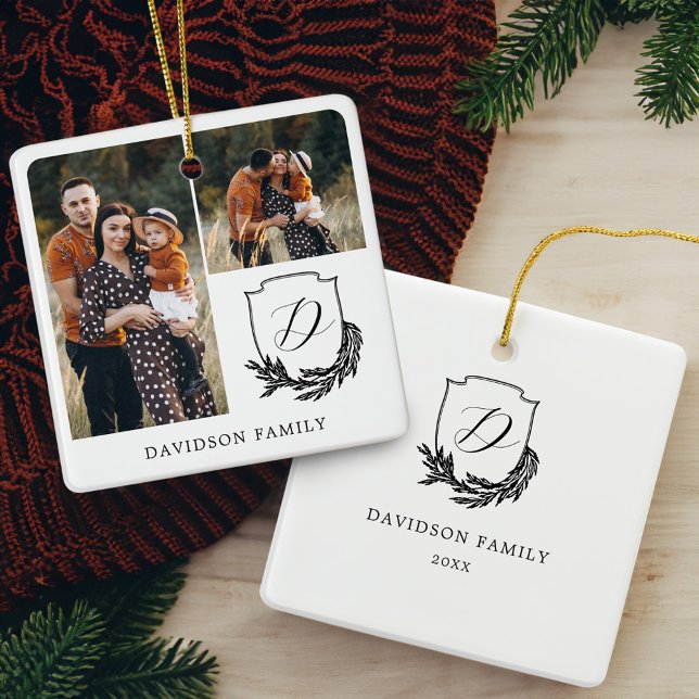 Garland Wreath Monogram Family Foto Gallery Black Keramikornament (Garland Wreath Monogram Family Photo Gallery Black Ceramic Ornament)