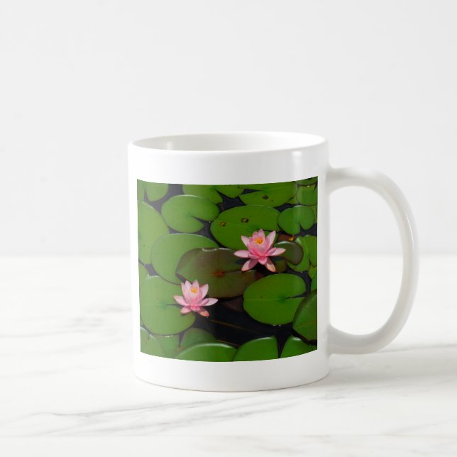 Garten mit Blütenblumen, Rosa Lotus, Tasse (Rechts)