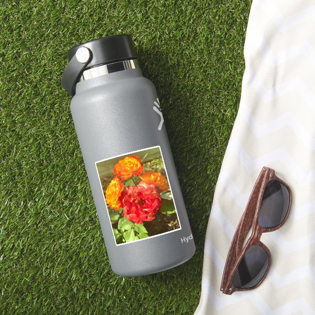 Garten mit orangefarbenen und roten Blumen Aufkleber (HydroFlask Insitu)