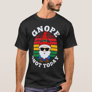 Gartenarbeit 4\Gnope Garten-Gnom Skandinavisch T-Shirt