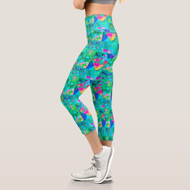 Gartenquiltmalerei mit Hydrangea und Blues Capri Leggings (Links)