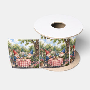 Gartenzwerge, die Cupcakes essen Satinband