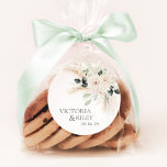 Gastgeschenk Hochzeit-Aufkleber für Grünpflanzen L Runder Aufkleber<br><div class="desc">VICTORIA | Greenery Favor Stickers - Die Victoria Suite verwendet elegante Eukalyptus-Blätter-Grünflächen mit weißer Blumengrafik. Matching Artikel zur Verfügung,  suchen Sie einfach unsere Kollektionen nach "Victoria" oder kontaktieren Sie uns für Hilfe bei der Suche nach passenden Artikeln.</div>