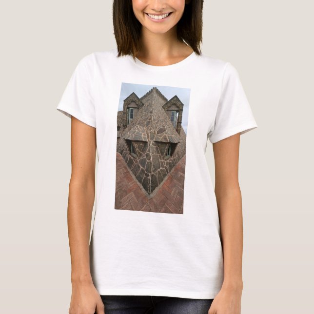Gaudís Torre Bellesguard-Drache T-Shirt (Vorderseite)