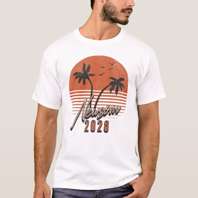 Gavin Newsom 2028 für Präsident Palm Tree Sunset T-Shirt (Vorderseite)