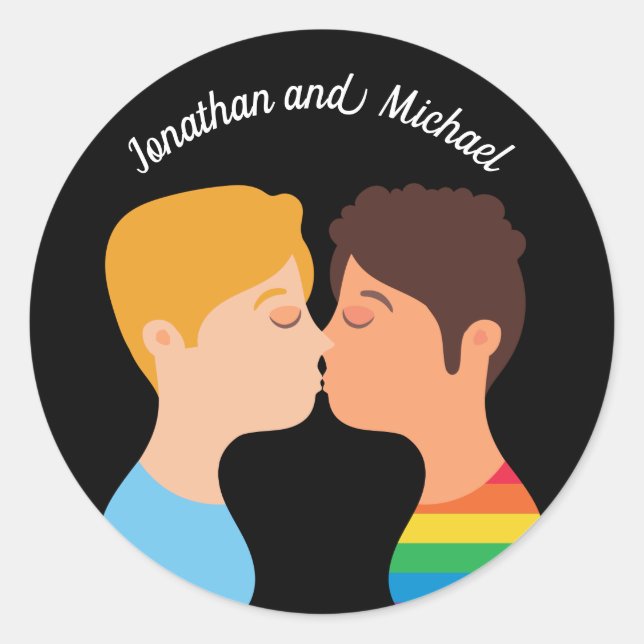 Gay Men Couple Kiss Custom LGBTQ Prix Monogramm Runder Aufkleber (Vorderseite)