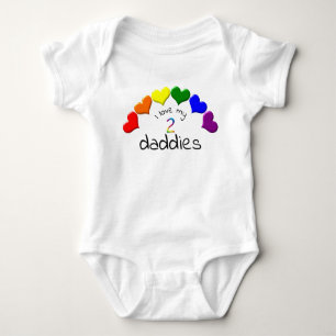 Gay Pride Baby I Liebe My 2 Daddies Rainbow Hearts Baby Strampler