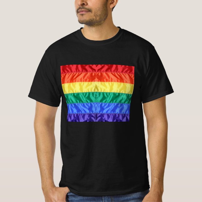 Gay Pride der Regenbogenflagge LGBTQ LGBT Liebe is T-Shirt (Vorderseite)