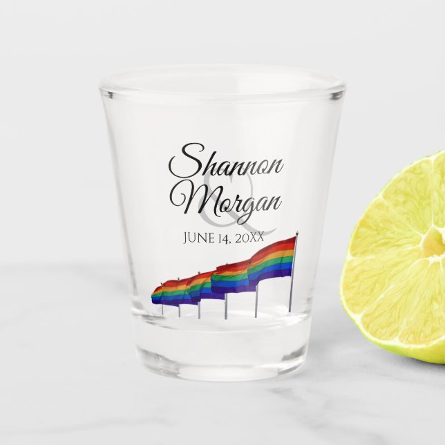 Gay Pride Rainbow Flags Wedding Shot Glass Schnapsglas (Vorderseite)