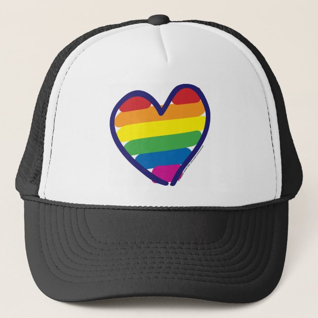 Gay Pride Rainbow Heart Truckerkappe (Vorderseite)