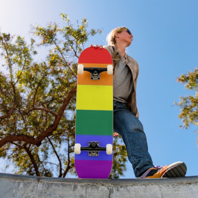 Gay Pride-Regenbogenflagge Skateboard (Außenbereich 1)
