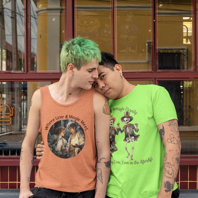 🌈 Gay Romance, wo Liebe und Magie 💀 T-Shirt (Von Creator hochgeladen)