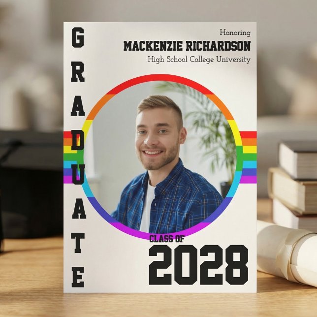 Gay Student Pride Rainbow Graduation Announcement  Einladung (Von Creator hochgeladen)