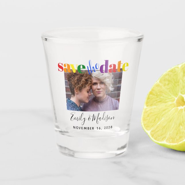 Gay Wedding Rainbow Save the Date Foto Schnapsglas (Vorderseite)