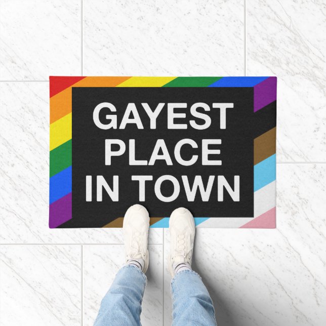 Gayest Place in Town LGBTQ Streifen Progress Prix Fußmatte (Indoor)