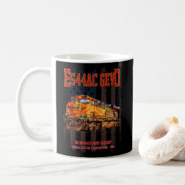 GE ES44AC GEVO Locomotive und amerikanische Flagge Kaffeetasse