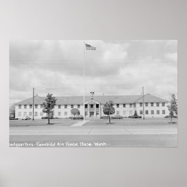 Gebäude des Hauptquartiers Poster (Vorne)