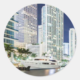 Gebäude entlang dem Miami-Fluss Riverwalk Runder Aufkleber
