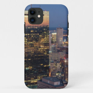 Gebäude von Boston mit Licht schleppt auf Straße Case-Mate iPhone Hülle