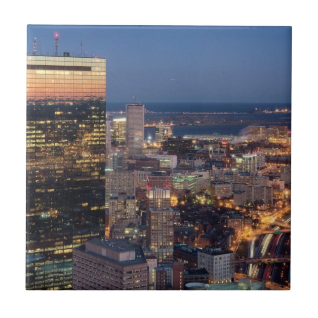 Gebäude von Boston mit Licht schleppt auf Straße Fliese (Vorderseite)