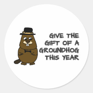Geben Sie das Geschenk eines Groundhog in diesem J Runder Aufkleber