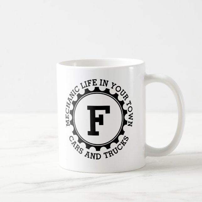 Geben Sie Ihren Anfangsnamen oder Ihren eigenen Te Kaffeetasse (Rechts)