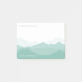 Gebirgswald mit Namensgroßem Post-it Klebezettel