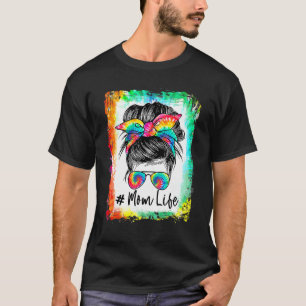 gebleicht Mama Leben Messy Bun Haare Sonnenbrille T-Shirt