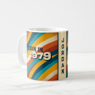 Geboren 1979 Persönliche Umarmung - 70er Groovy St Kaffeetasse