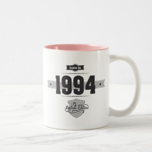 Geboren 1994 (Dunkelgrau&Hellgrau) Zweifarbige Tasse