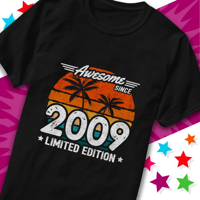 Geboren 2009 Limited Edition Retro Phantastisch se T-Shirt (Von Creator hochgeladen)