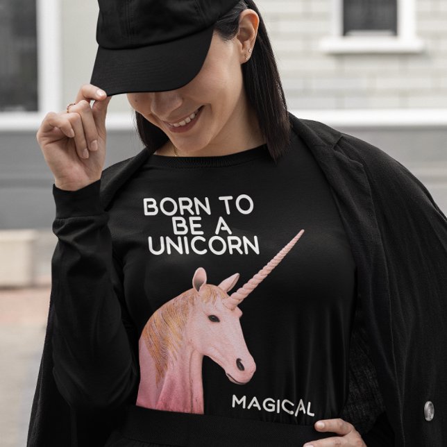 Geboren, ein einziger Statuenkopf zu sein und magi T-Shirt (Born to Be a Unicorn Statue Head and Magical T-Shirt)