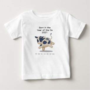Geboren im Jahr des Ochsen 2021 Sternzeichen Süß Baby T-shirt