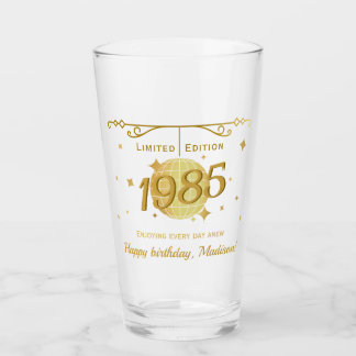 Geboren im Jahre 1985 40. Geburtstag Party trinkt Glas