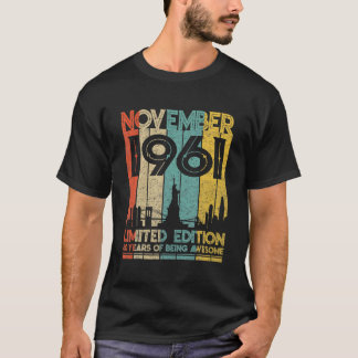 Geboren im November 1961 Geburtstag Limited Editio T-Shirt