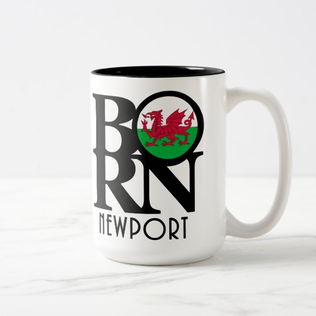 GEBOREN Newport Wales 15oz Zweifarbige Tasse (Rechts)