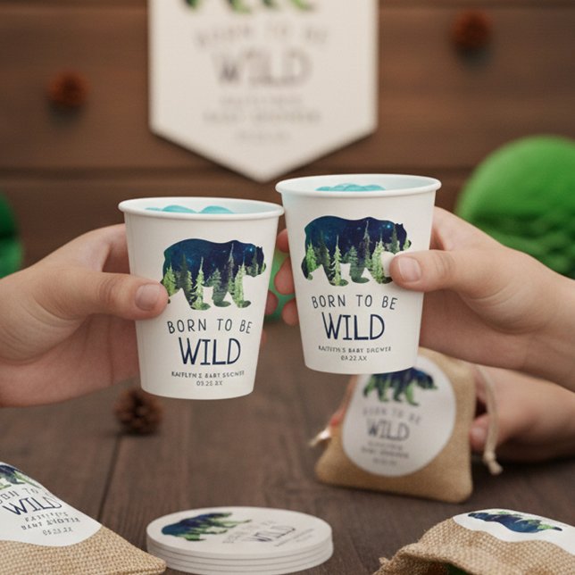 Geboren, um eine wilde Babydusche zu sein Pappbecher (Von Creator hochgeladen)