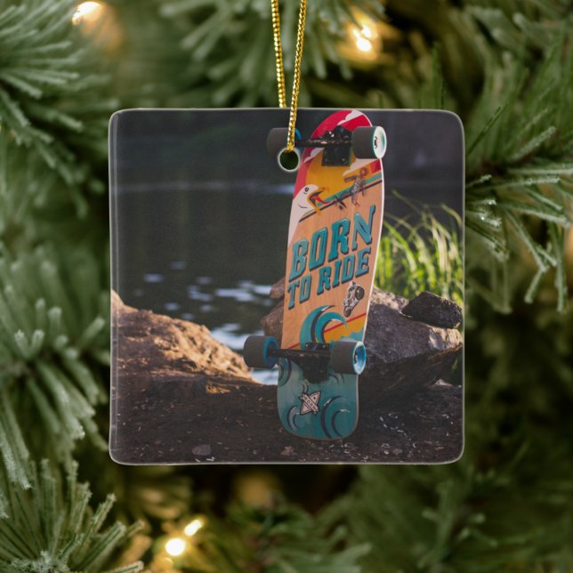 Geboren zu fahrende Skateboard Keramikornament (Baum)