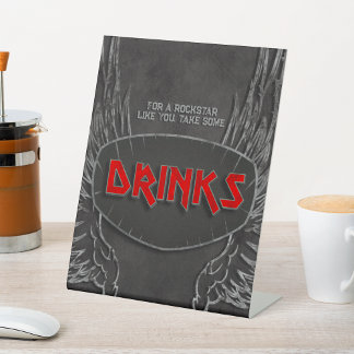Geboren zu Rock - Drinks Zeichen Sockelschild