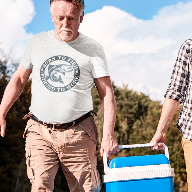 Geboren zum Fischfang T-Shirt (Von Creator hochgeladen)