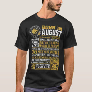 Geborene im August Tatsachen T-Shirt