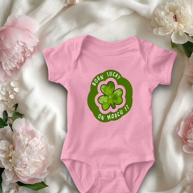 Geborenes Glück auf St Patrick's Day Baby Bodysuit Baby Strampler (Von Creator hochgeladen)