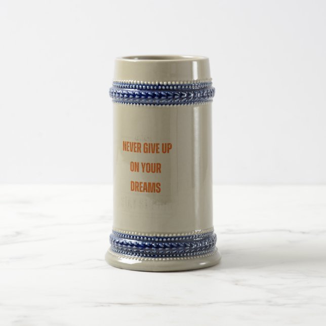 Gebt nie Bleibe stark auf Bierglas (Mittel)