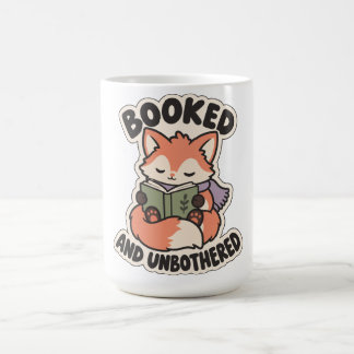Gebucht und ungestört Gemütlicher lesender Fuchs Kaffeetasse