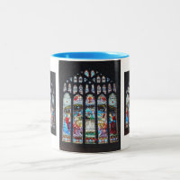 Geburt Christi auf einem Buntglasfenster