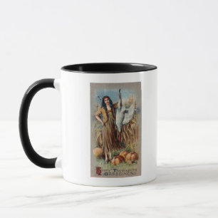 Gebürtige Frau, welche die Türkei hält Tasse