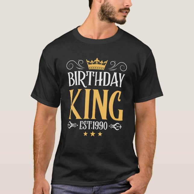 Geburtsdatum King Est 1990 Golden Crown Boys m T-Shirt (Vorderseite)