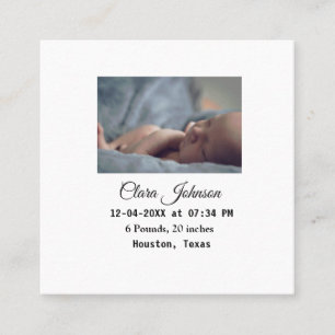 Geburtshinweise fügen Datumsplattdaten hinzu Quadratische Visitenkarte