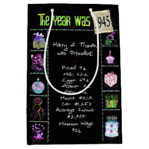 Geburtsjahr 1945 Fun Trivia auf schwarz Mittlere Geschenktüte